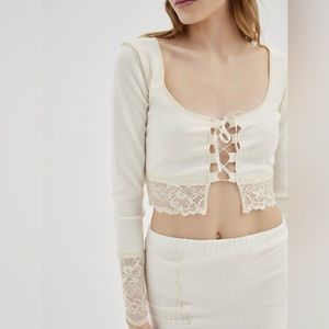 Urban Outfitters : Nikko Lace Long Sleeve Top | Size L | NWT